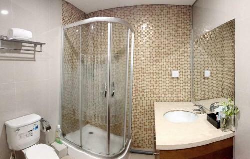 Asahi Luxstay - Royal City Apartment