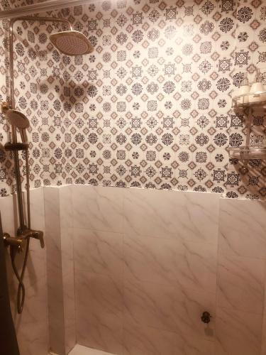 Hotel Aura Home 7