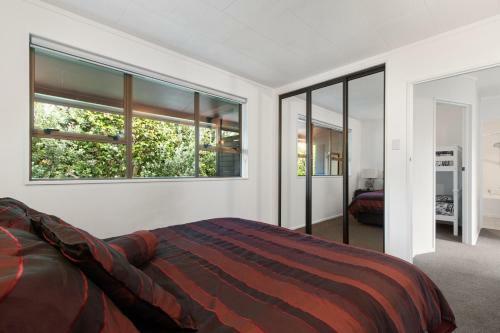 Fun Time On Dillon - Waihi Beach Holiday Home
