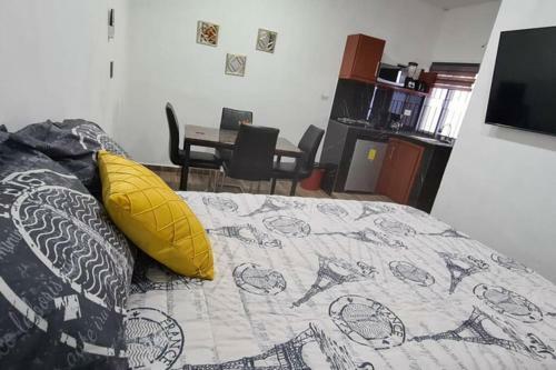 Apartamento Habitacion Estudio Equipada