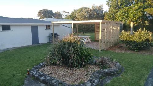 The Barefoot Bungalow - Opunake Beach