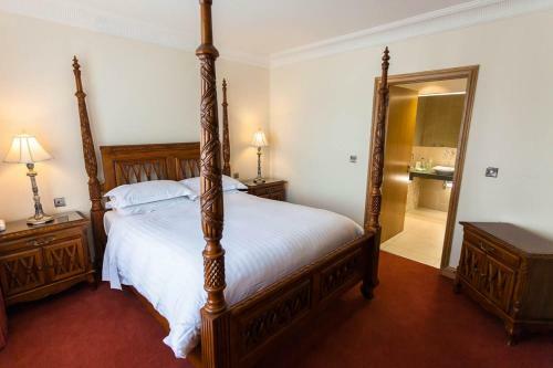 Hostal Woodland House Hotel