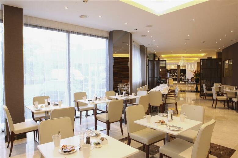 Hotel Park Grand London Heathrow
