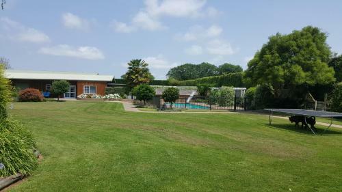 Hostal The Pool House, Romantic Country, King Bed