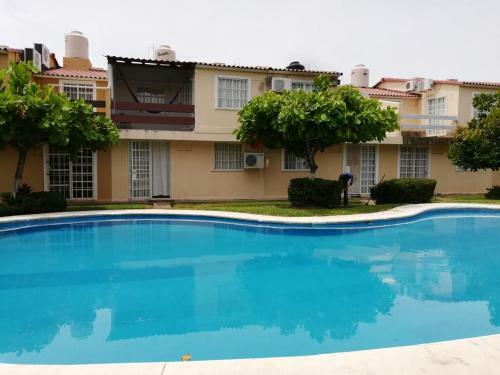 Joyas de Ixtapa... �el Confort de Tu Casa Ideal!