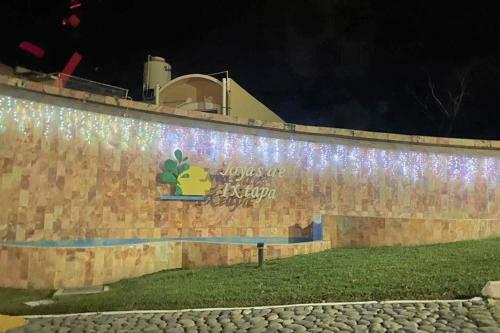 Joyas de Ixtapa... �el Confort de Tu Casa Ideal!