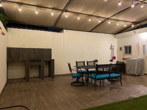 Confortable Casa Con Patio Grande 49m2