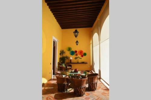 Hostal Casa Araiza, Centro de Guadalajara