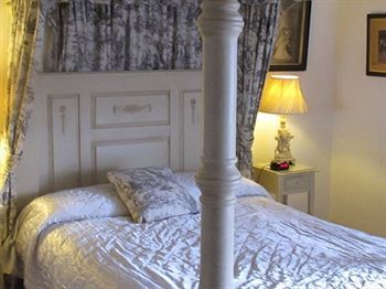 Bed & Breakfast Fantinos