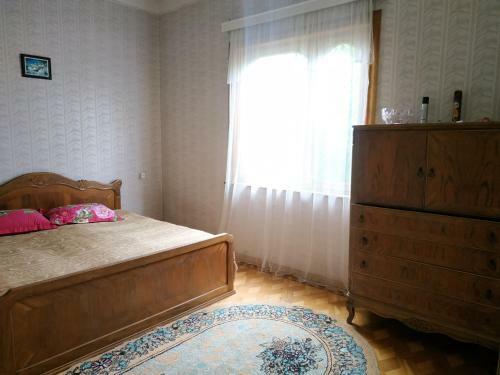 Hostal ???????