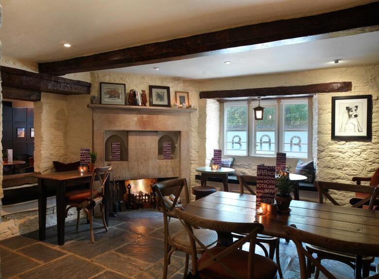 The Bear Of Rodborough Hotel
