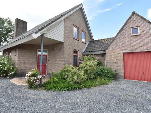 Beautiful Child-friendly Holiday Home In Eede