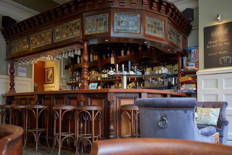 The Christopher Hotel Bar And Grill