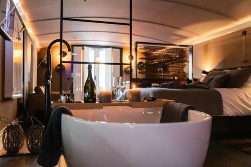Wellnessboat de Michiel de Ruyter