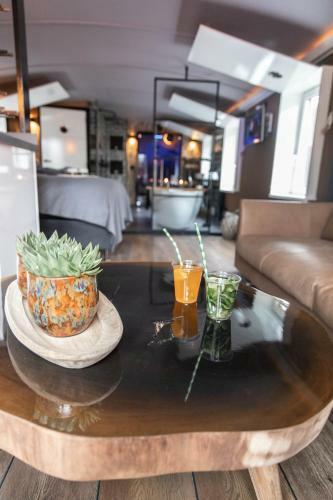 Wellnessboat de Michiel de Ruyter