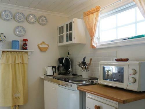 Holiday Home Fiskeb�ckskil V