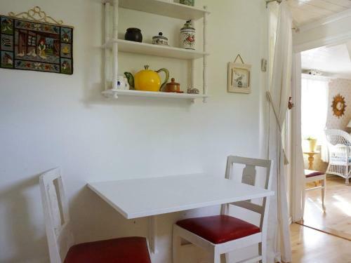Holiday Home Fiskeb�ckskil V