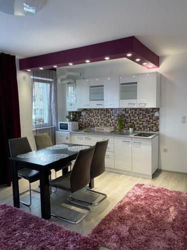 12 Residence Apartment