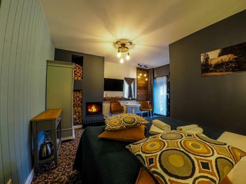 Bed & Breakfast Residence Rooms Bucovina