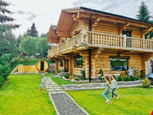 Villa The Mountain's Sea Chalet