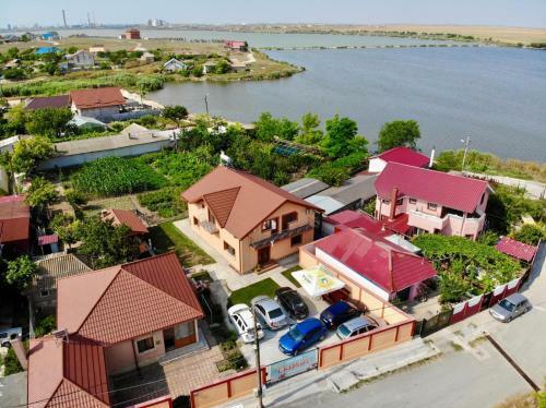 Hostal Pensiunea Cosmin