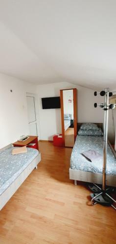 Hostal Pensiunea Everest
