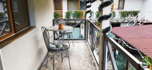 Posada Casa de Vacanta La Locanda Dubova