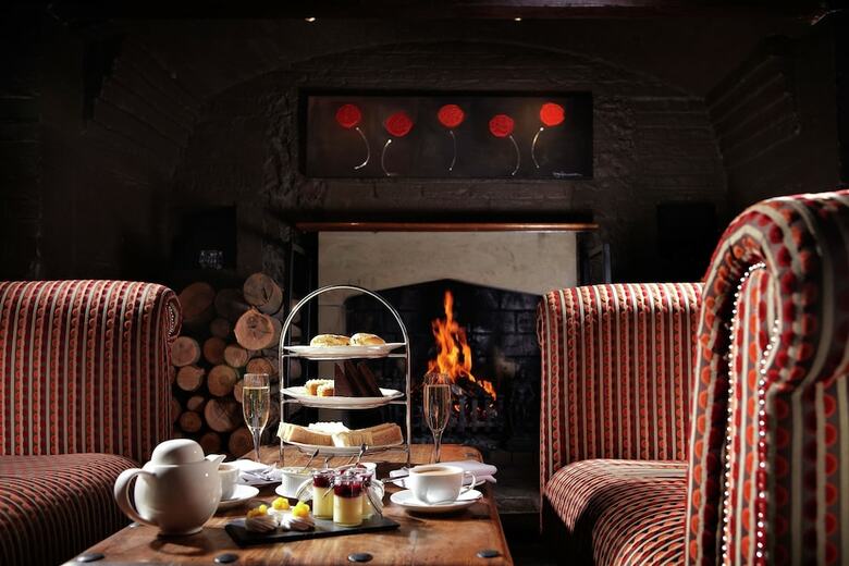 Langshott Manor - A Small Luxury Hotel