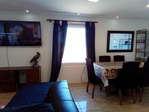 Casa Grande Con Gran Piscina Y Zona de Baile