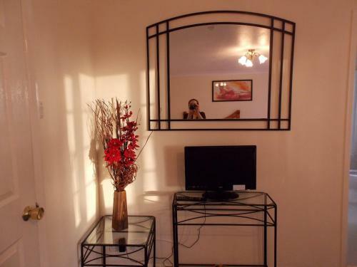Hostal Da Vinci Guest House - Bed And Breakfast (gatwick)