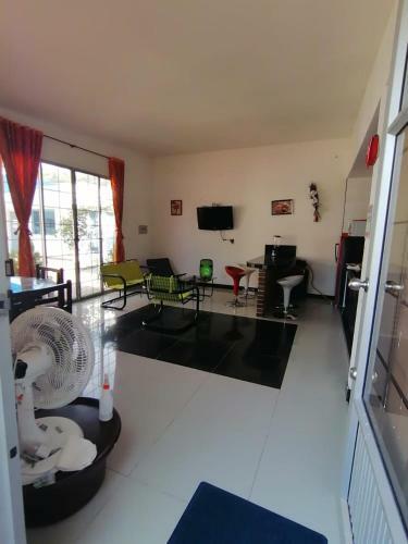 Tranquila Casa Vacacional Colinas Del Gual�, Honda