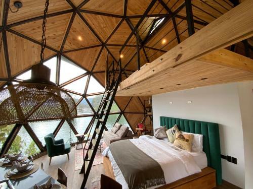Villa Luxury Tiny Lake House