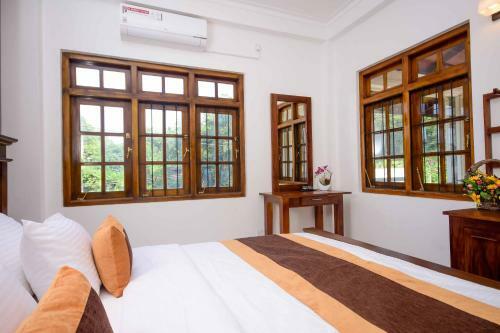 Hostal Kings Kingdom Villa
