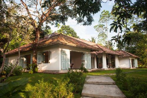 Six Bedroom Eco Chic Villa - Weligama