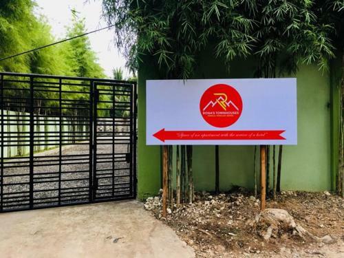 Ronas Townhouses (Serviced Apartment)