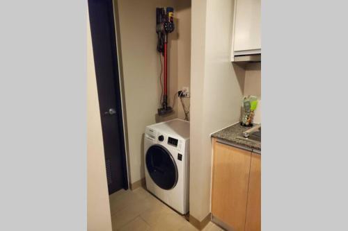 Apartamento One Eastwood Avenue Tower 2
