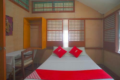 Hotel Oyo 775 Star Cove Bed And Breakfast