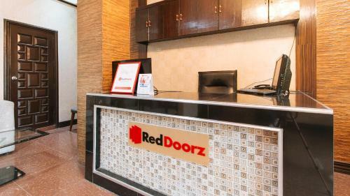 Hotel Reddoorz Canley Residential