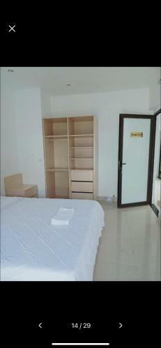 Apartamento C?n H? Hi?n ??i