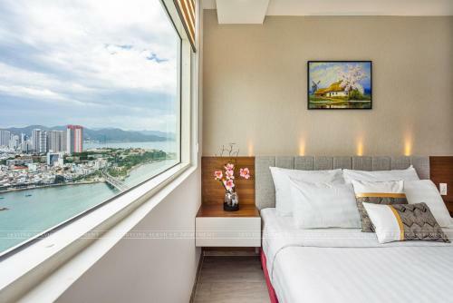 M??ng Thanh Apartments - 04 Tr?n Ph�