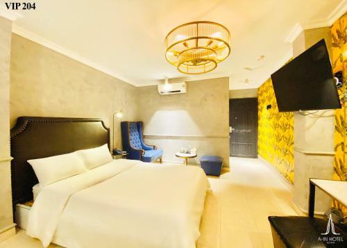 A In Hotel Del Luna