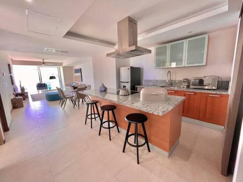 Apartamento Peninsula 21 A de Lujo Frente Al Mar!