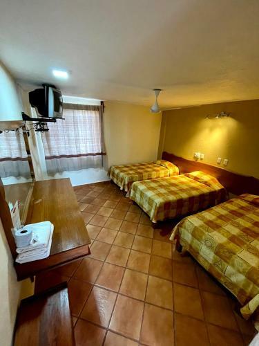 Hotel Bugambilias