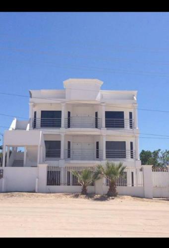Apartamento Nice Fully Furnished Apt. 2 In Town
