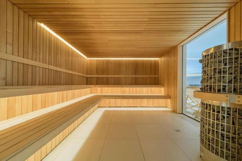 Aquahouse Hotel & Spa