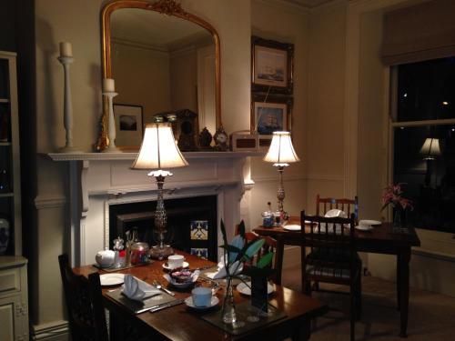 Hostal Brookfield House