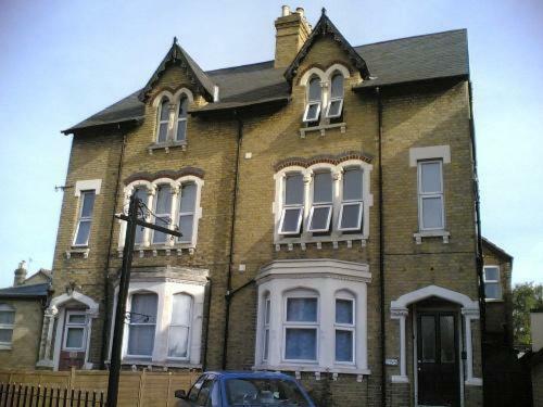 Hostal Athena Guest House