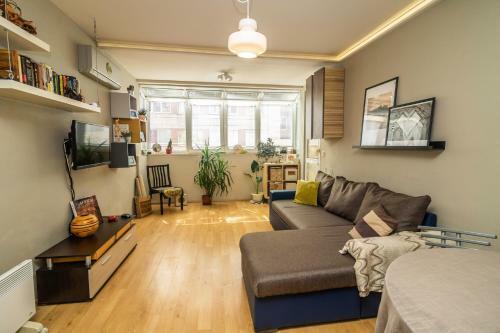Apartamento Tsar Guitar Aprt / Metro Station