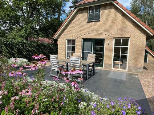 Luxe Vakantie Woning In Het Lunterse Bos