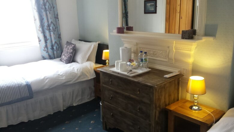 Hostal Shearwater